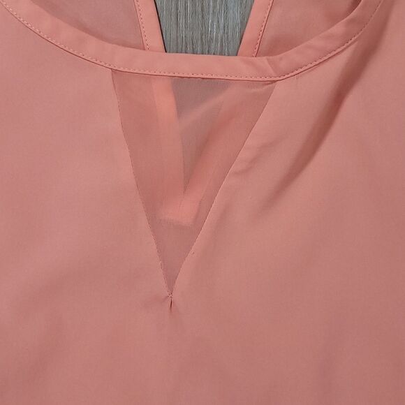 🔹️Banana Republic Coral Peach Semi-Sheer Top Small - Picture 4 of 10
